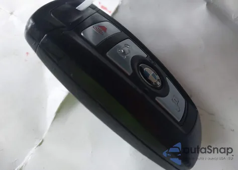 2015 BMW M5 из США, поврежденный, VIN WBSFV9C50FD594610